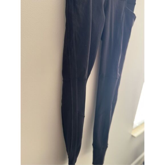 Lululemon Cropped Legging with Pockets size 6 - Picture 10 of 10